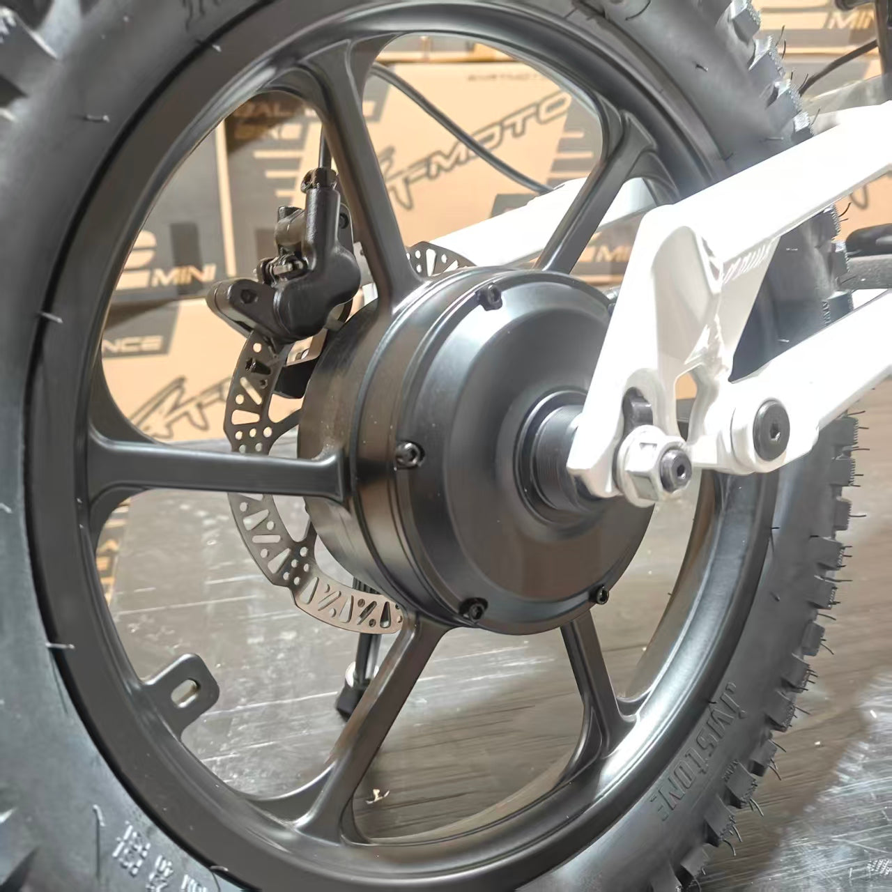 xrt moto dirt bike orion pur-speed 16in 350w hub motor 